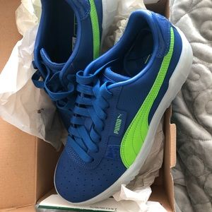 NEW puma Cali 90’s